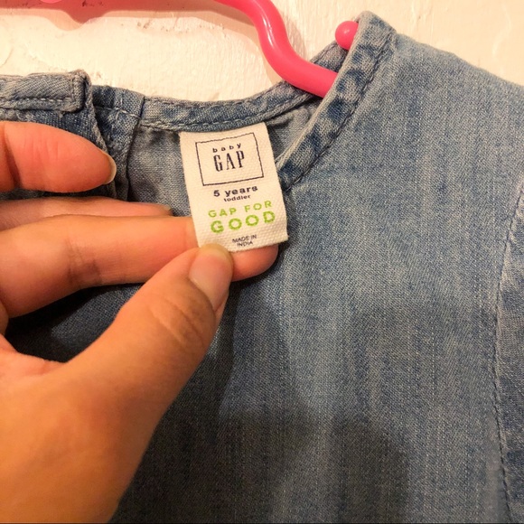❌SOLD❌BABY GAP Toddler Chambray Dress - Picture 3 of 4